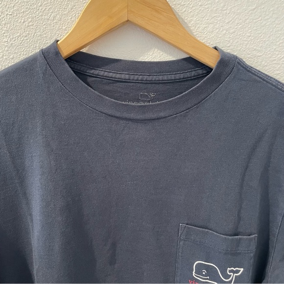 SOLD - Vineyard Vines Men’s Santa Whale Happy Holidays Navy Long Sleeve Small - Picture 5 of 6